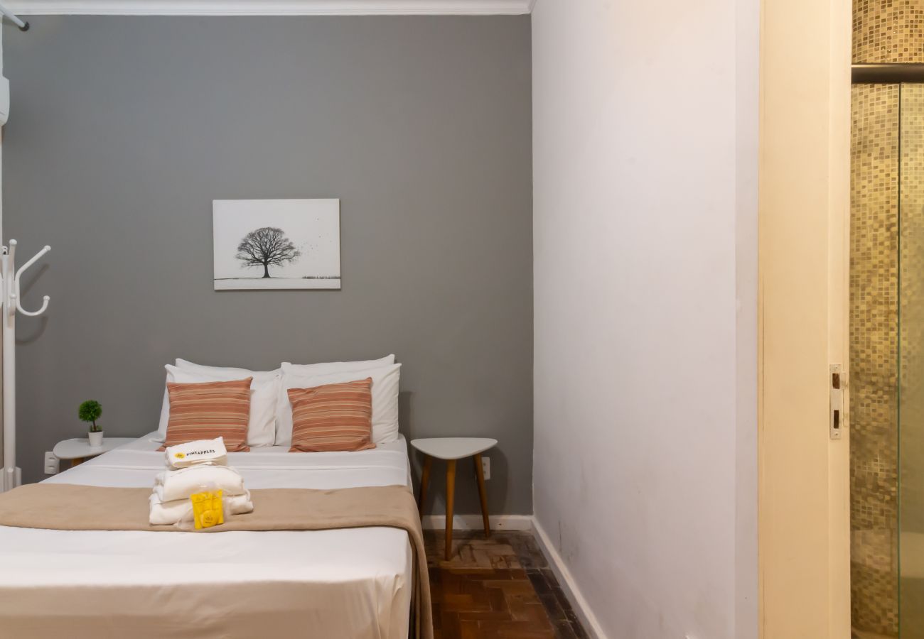 Apartamento en Rio de Janeiro - A 2 minutos de la playa de Copacabana | A306 Apartamento en Rio de Janeiro - A 2 minutos de la playa de Copacabana | A306