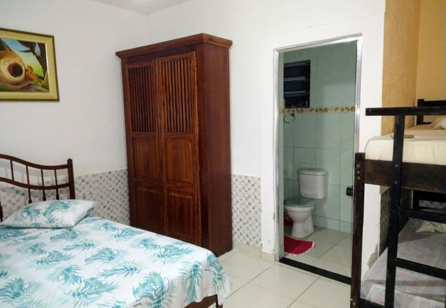 Alquiler por habitaciones en Caraguatatuba - Suíte 10 com wifi a 4 min da praia em Caraguá Alquiler por habitaciones en Caraguatatuba - Suíte 10 com wifi a 4 min da praia em Caraguá