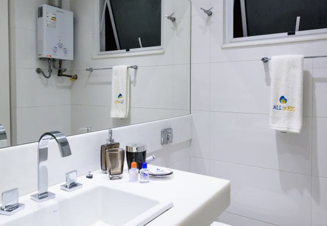 Apartamento en Rio de Janeiro - Vista lateral al mar, a 3min de la playa | PJ204 Apartamento en Rio de Janeiro - Vista lateral al mar, a 3min de la playa | PJ204