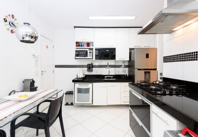 Apartamento en Rio de Janeiro - Iluminado en Copacabana |Paisaje luminoso| BC706  Apartamento en Rio de Janeiro - Iluminado en Copacabana |Paisaje luminoso| BC706