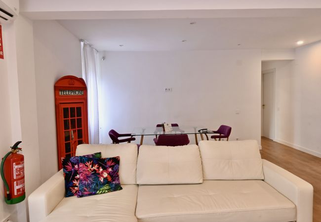 Apartamento en Madrid - MADRID RIO - PALACIO REAL- HOSPITAL 12 OCTUBRE -3 ROOMS - 2 BATHROOMS.Temporal  Apartamento en Madrid - MADRID RIO - PALACIO REAL- HOSPITAL 12 OCTUBRE -3 ROOMS - 2 BATHROOMS.Temporal