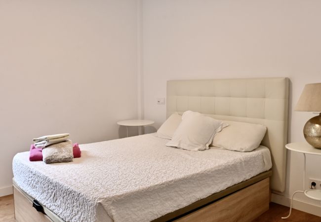 Apartamento en Madrid - MADRID RIO - PALACIO REAL- HOSPITAL 12 OCTUBRE -3 ROOMS - 2 BATHROOMS.Temporal  Apartamento en Madrid - MADRID RIO - PALACIO REAL- HOSPITAL 12 OCTUBRE -3 ROOMS - 2 BATHROOMS.Temporal