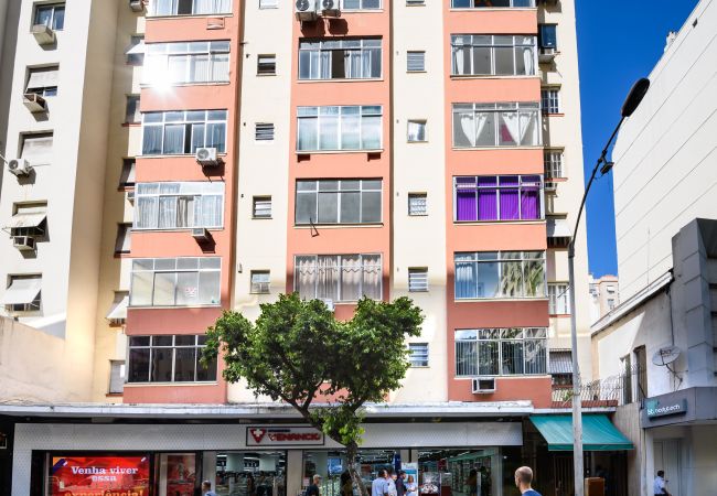 Apartamento en Rio de Janeiro - 5 minutos de la playa de Copacabana | NSC902 Apartamento en Rio de Janeiro - 5 minutos de la playa de Copacabana | NSC902