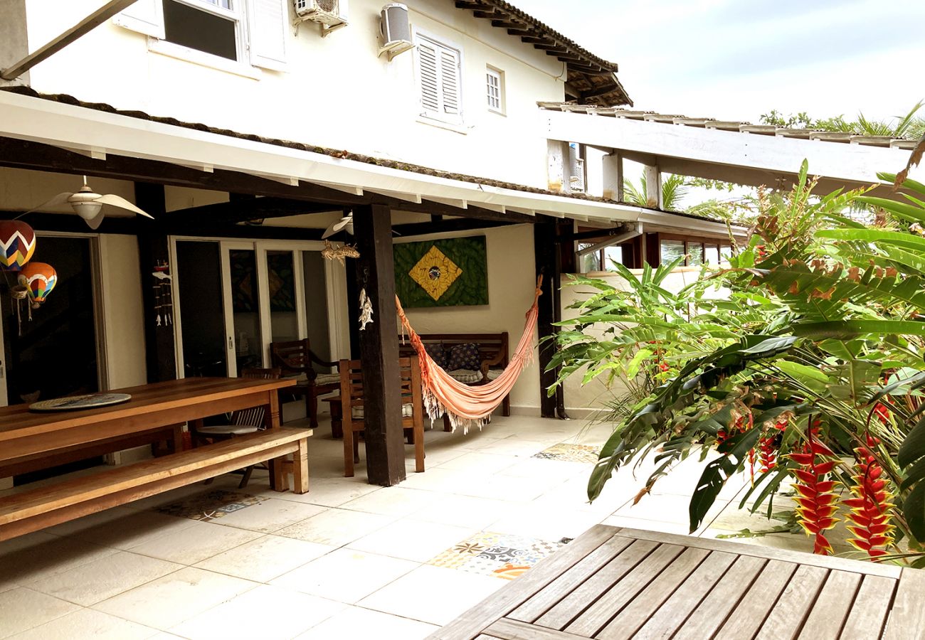 Casa en São Sebastião - Casa c lazer e wifi em frente à praia de Maresias Casa en São Sebastião - Casa c lazer e wifi em frente à praia de Maresias