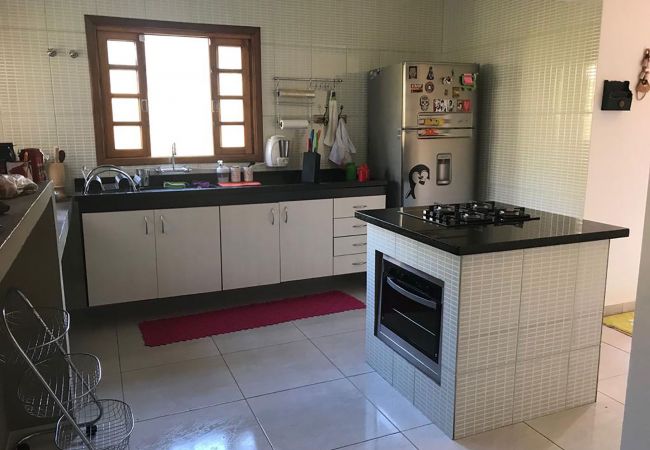 Casa en Campo Limpo Paulista - Chácara c WiFi, piscina,churrasq e salão de jogos Casa en Campo Limpo Paulista - Chácara c WiFi, piscina,churrasq e salão de jogos