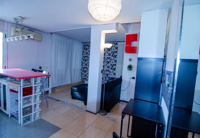 Apartamento en Madrid - Ático - Terraza 15m2 - CHUECA- 4 PAX Apartamento en Madrid - Ático - Terraza 15m2 - CHUECA- 4 PAX