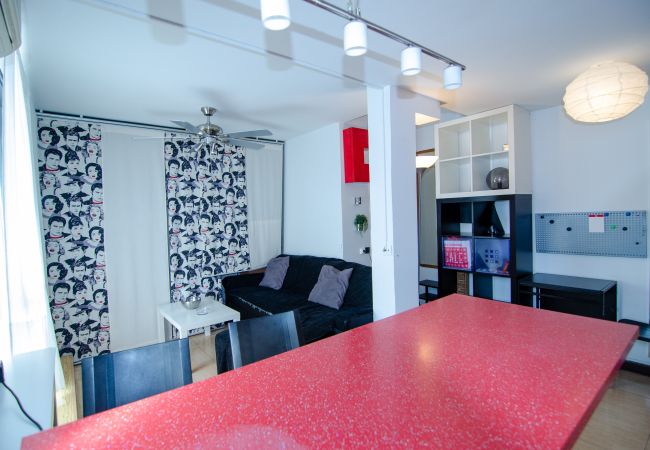 Apartamento en Madrid - Ático - Terraza 15m2 - CHUECA- 4 PAX Apartamento en Madrid - Ático - Terraza 15m2 - CHUECA- 4 PAX