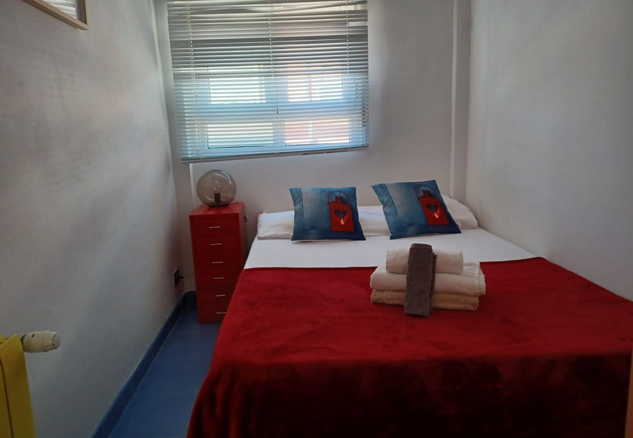 Apartamento en Madrid - Ático - Terraza 15m2 - CHUECA- 4 PAX Apartamento en Madrid - Ático - Terraza 15m2 - CHUECA- 4 PAX