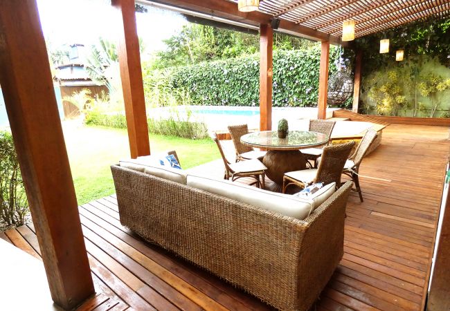 Casa en São Sebastião - Refúgio Perfeito: Conforto, Piscina e Praia! Casa en São Sebastião - Refúgio Perfeito: Conforto, Piscina e Praia!