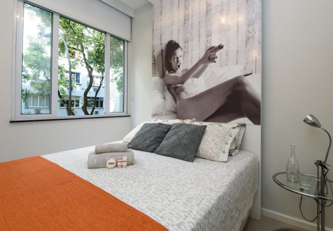 Habitación Dormitorio con cama de matrimonio