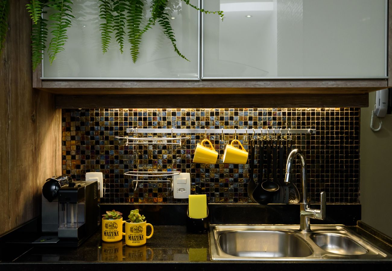 Cocina Cocina moderna, bien decorada y equipada.