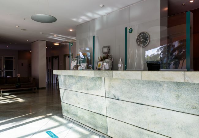 Recepción del edificio. Recepción del edificio.