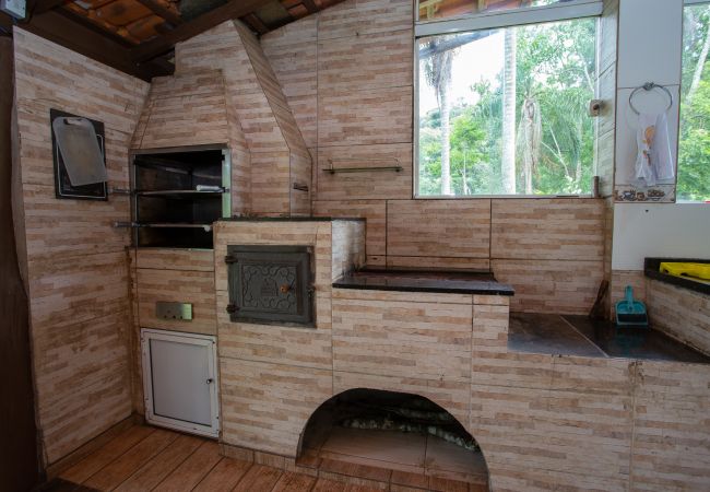 Casa en Ibiúna - Chácara c piscina, churrasqueira e Wi-Fi em Ibiúna Casa en Ibiúna - Chácara c piscina, churrasqueira e Wi-Fi em Ibiúna