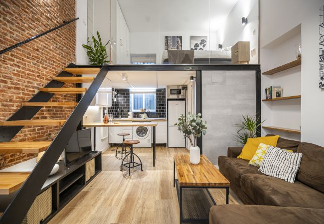 Apartamento en Madrid - Estiloso apartamento dúplex en Retiro.Temporal Apartamento en Madrid - Estiloso apartamento dúplex en Retiro.Temporal