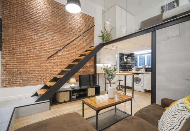 Apartamento en Madrid - Estiloso apartamento dúplex en Retiro.Temporal Apartamento en Madrid - Estiloso apartamento dúplex en Retiro.Temporal