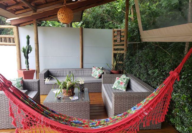 Casa en Caraguatatuba - Casa com piscina e churrasqueira em Massaguaçu/SP Casa en Caraguatatuba - Casa com piscina e churrasqueira em Massaguaçu/SP