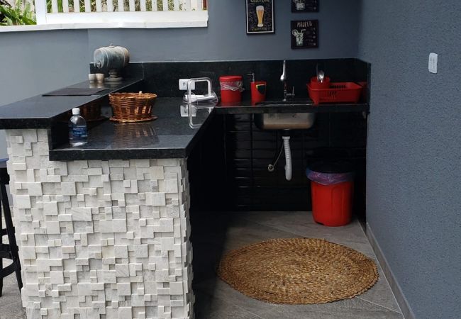 Casa en Caraguatatuba - Casa com piscina e churrasqueira em Massaguaçu/SP Casa en Caraguatatuba - Casa com piscina e churrasqueira em Massaguaçu/SP