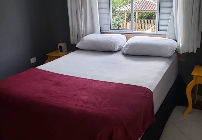 Casa en Caraguatatuba - Casa com piscina e churrasqueira em Massaguaçu/SP Casa en Caraguatatuba - Casa com piscina e churrasqueira em Massaguaçu/SP