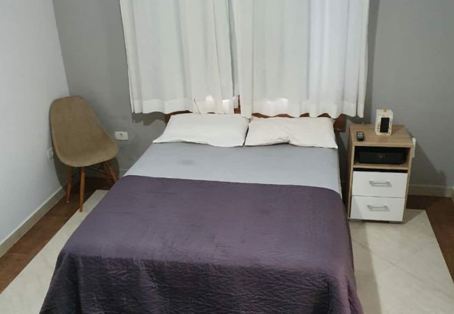 Casa en Caraguatatuba - Casa com piscina e churrasqueira em Massaguaçu/SP Casa en Caraguatatuba - Casa com piscina e churrasqueira em Massaguaçu/SP