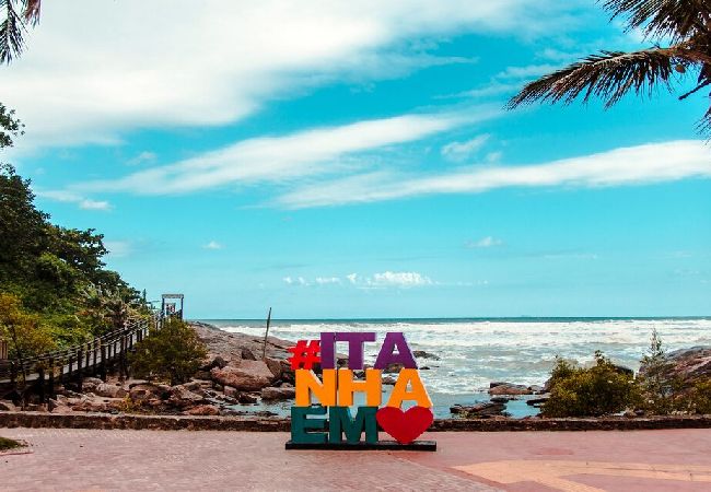 Casa en Itanhaém - Chácara próx a praia com piscina em Itanhaém/SP