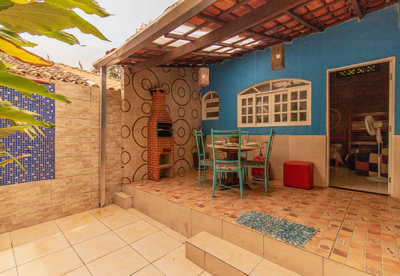 Chalet en Ilhabela - Chalé com churrasq a 5 minutos da Praia do Perequê Chalet en Ilhabela - Chalé com churrasq a 5 minutos da Praia do Perequê