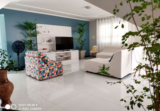 Casa en Porto Seguro - NOVO: Casa com ótima localização em Porto Seguro  Casa en Porto Seguro - NOVO: Casa com ótima localização em Porto Seguro