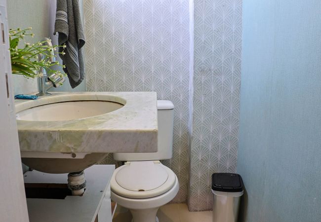 Apartamento en Guarujá - Apto a 500 metros da praia da Enseada no Guarujá Apartamento en Guarujá - Apto a 500 metros da praia da Enseada no Guarujá