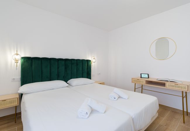 Apartamento en Corralejo - Moderno Apartamento. Piscina y terraza. A pie de playa en Corralejo -Home For Guest Apartamento en Corralejo - Moderno Apartamento. Piscina y terraza. A pie de playa en Corralejo -Home For Guest
