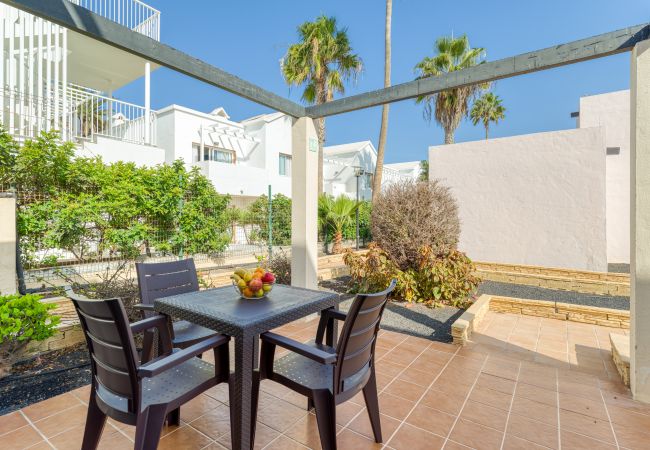 Apartamento en Corralejo - Moderno Apartamento. Piscina y terraza. A pie de playa en Corralejo -Home For Guest Apartamento en Corralejo - Moderno Apartamento. Piscina y terraza. A pie de playa en Corralejo -Home For Guest