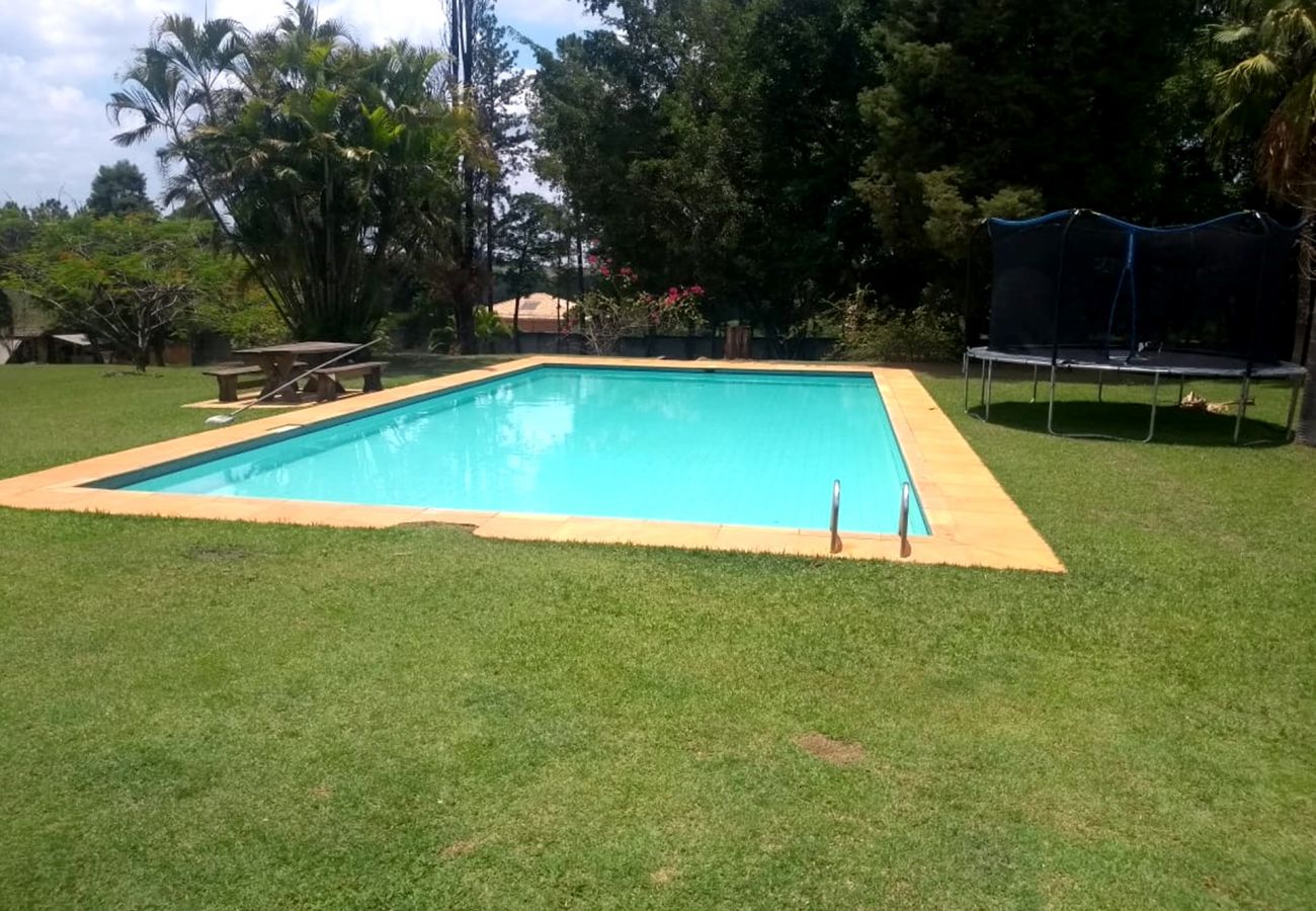 Casa en Itu - Bela Chácara com sauna, lareira e lazer em Itu/SP
