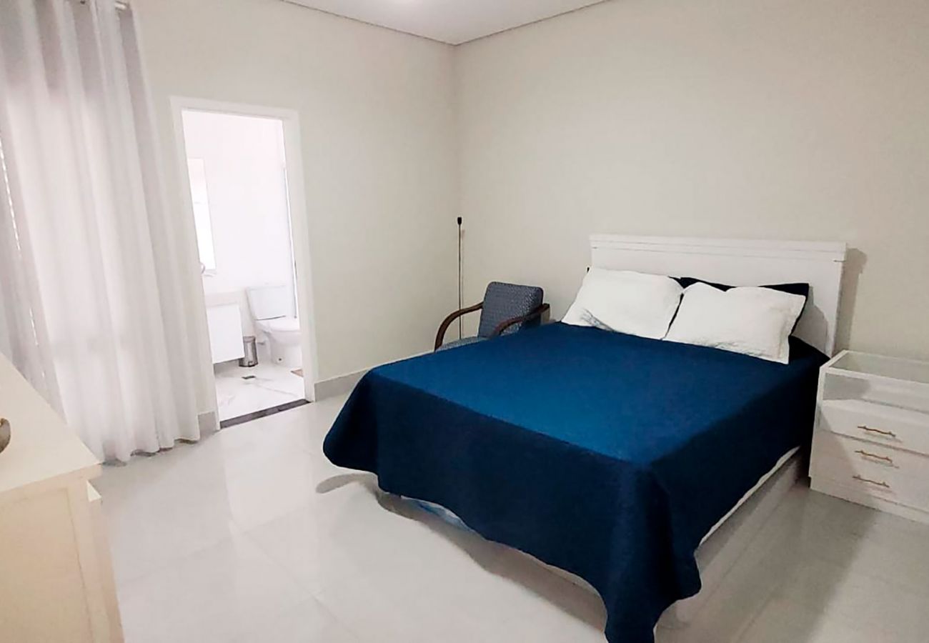 Casa en São Sebastião - Casa com churrasq a 750m da Praia de Juquehy/SP Casa en São Sebastião - Casa com churrasq a 750m da Praia de Juquehy/SP