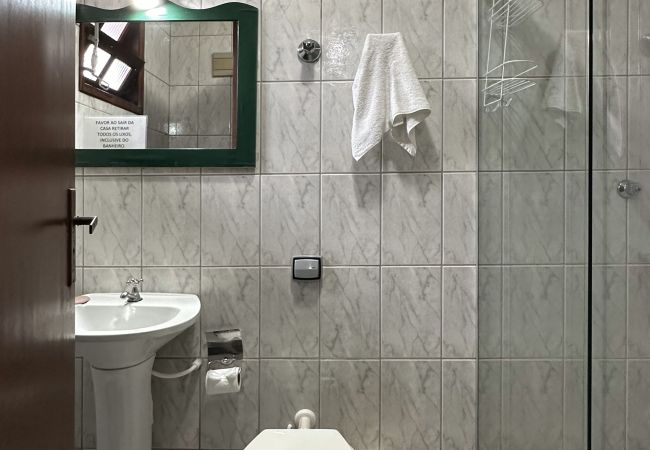 Casa en Caraguatatuba - Casa c piscina a 700m da Praia de Caraguatatuba/SP Casa en Caraguatatuba - Casa c piscina a 700m da Praia de Caraguatatuba/SP