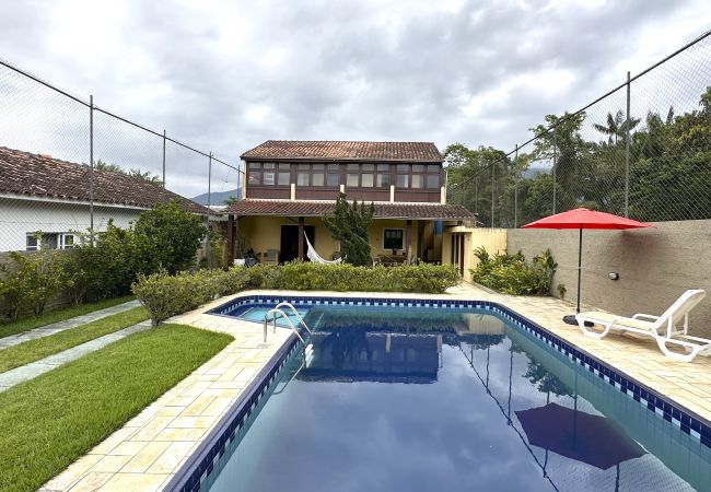 Casa en Caraguatatuba - Casa c piscina a 700m da Praia de Caraguatatuba/SP Casa en Caraguatatuba - Casa c piscina a 700m da Praia de Caraguatatuba/SP