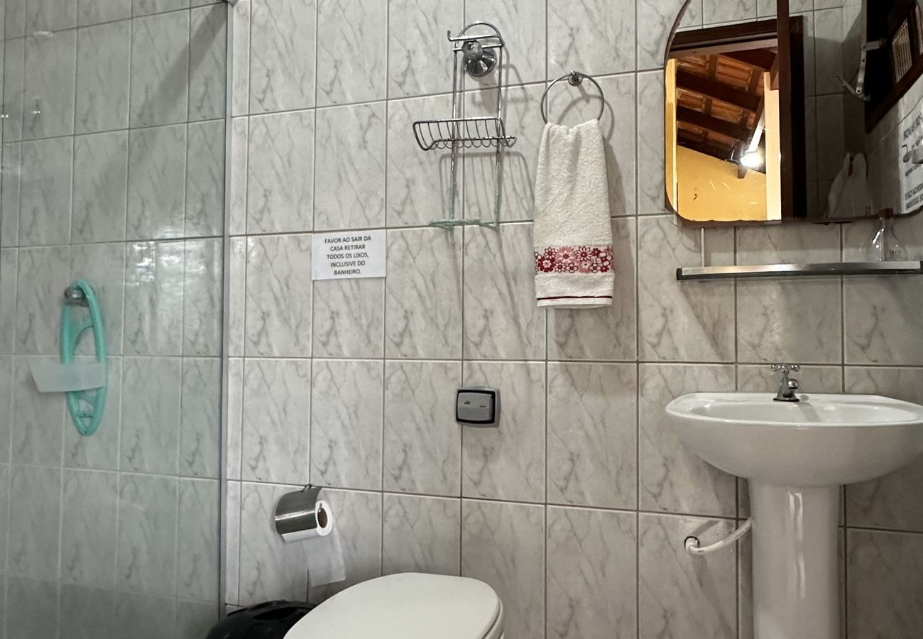 Casa en Caraguatatuba - Casa c piscina a 700m da Praia de Caraguatatuba/SP Casa en Caraguatatuba - Casa c piscina a 700m da Praia de Caraguatatuba/SP