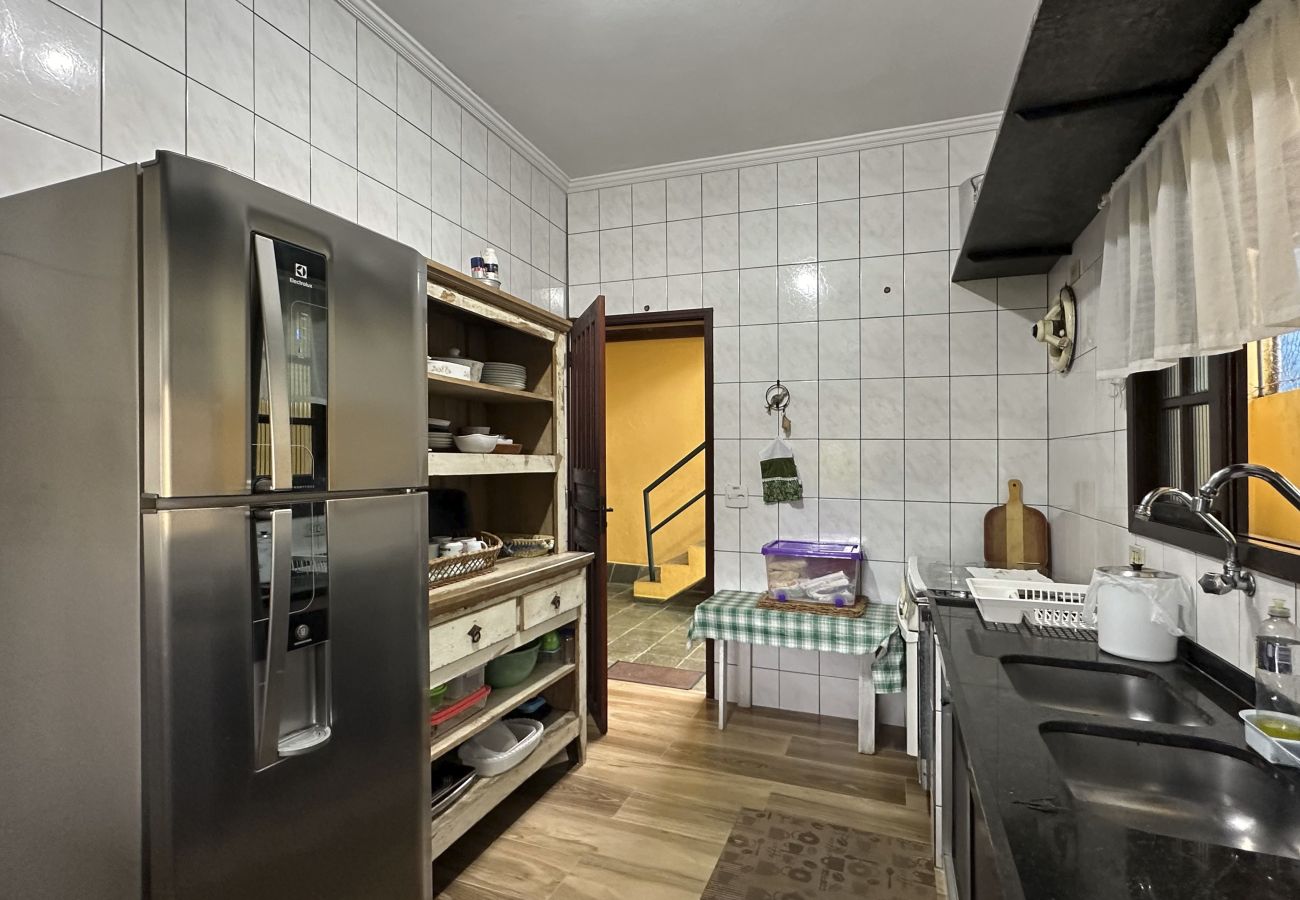 Casa en Caraguatatuba - Casa c piscina a 700m da Praia de Caraguatatuba/SP Casa en Caraguatatuba - Casa c piscina a 700m da Praia de Caraguatatuba/SP