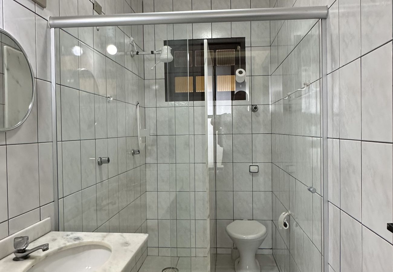 Casa en Caraguatatuba - Casa c piscina a 700m da Praia de Caraguatatuba/SP Casa en Caraguatatuba - Casa c piscina a 700m da Praia de Caraguatatuba/SP