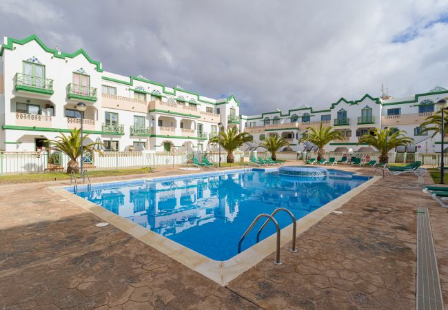 Apartamento en Antigua - Fuerteventura - HomeForGuest Amplio apartamento con terraza y piscina Apartamento en Antigua - Fuerteventura - HomeForGuest Amplio apartamento con terraza y piscina