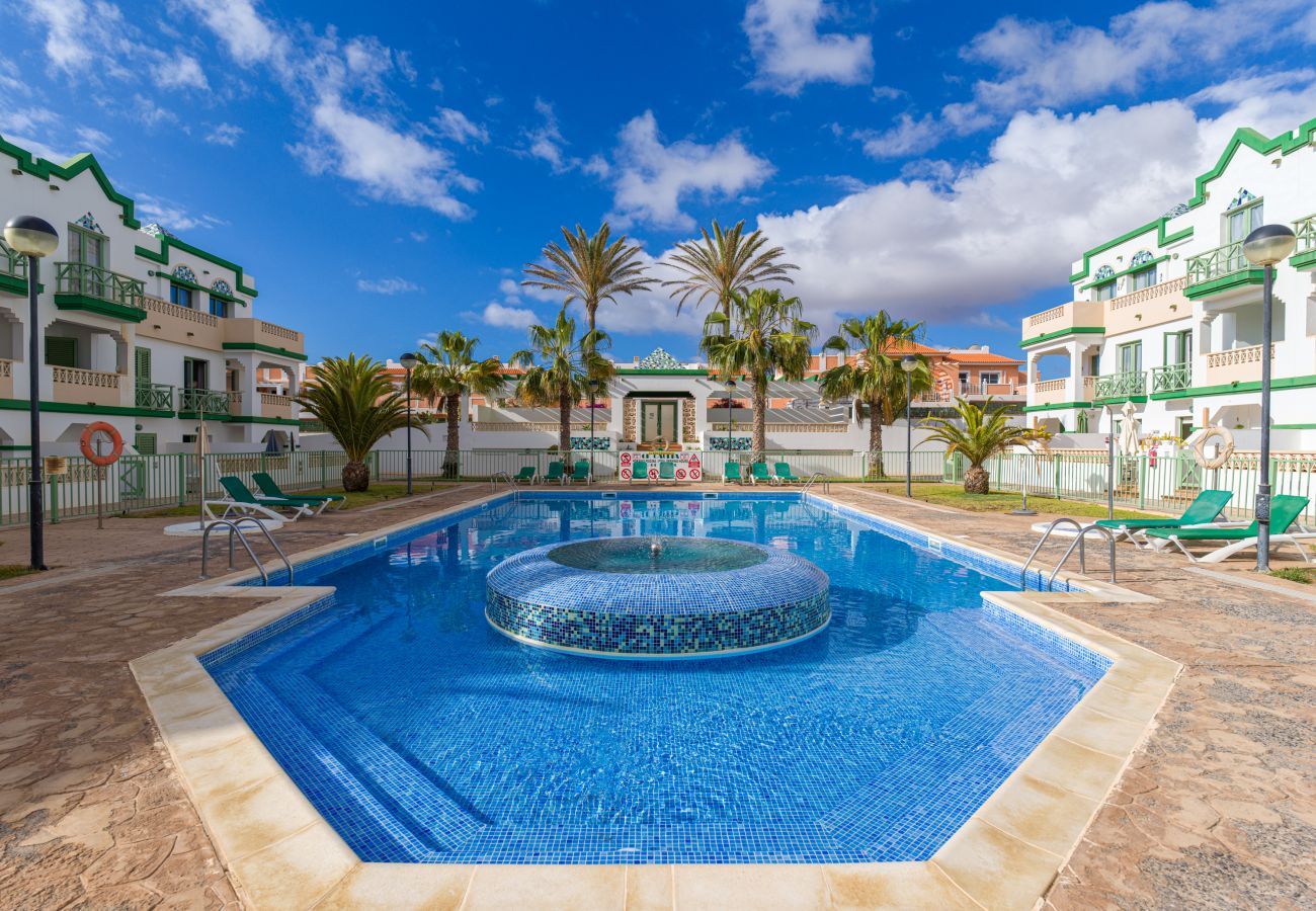 Apartamento en Antigua - Fuerteventura - HomeForGuest Amplio apartamento con terraza y piscina Apartamento en Antigua - Fuerteventura - HomeForGuest Amplio apartamento con terraza y piscina