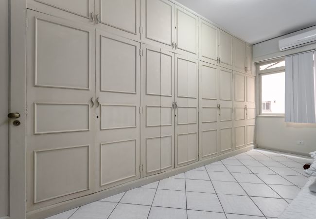 Apartamento en Rio de Janeiro - A 2 minutos de la playa de Copacabana | A303 Apartamento en Rio de Janeiro - A 2 minutos de la playa de Copacabana | A303
