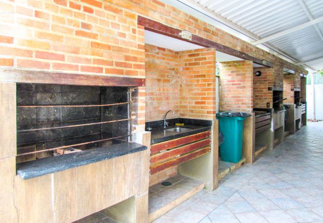 Apartamento en Ubatuba - Loft a 220m da Praia das Toninhas em Ubatuba/SP Apartamento en Ubatuba - Loft a 220m da Praia das Toninhas em Ubatuba/SP