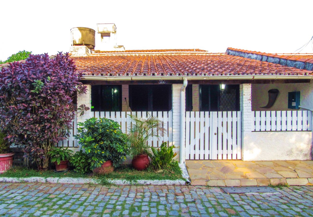 Casa en Cabo Frio - Casa c churrasq e lazer perto do mar, Cabo Frio/RJ