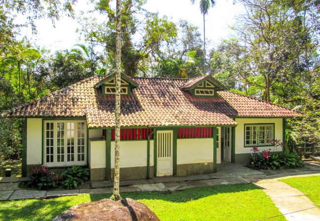 Casa en Ubatuba - Casa com saída privativa para a Praia do Félix/SP