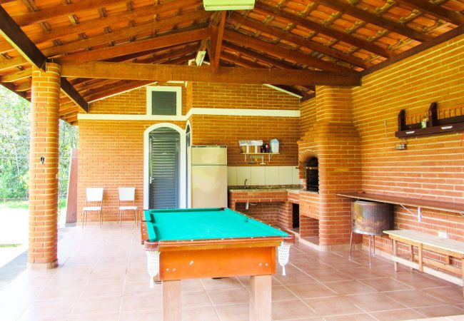 Casa en Socorro - Casa de campo c WiFi e churrasqueira em Socorro/SP