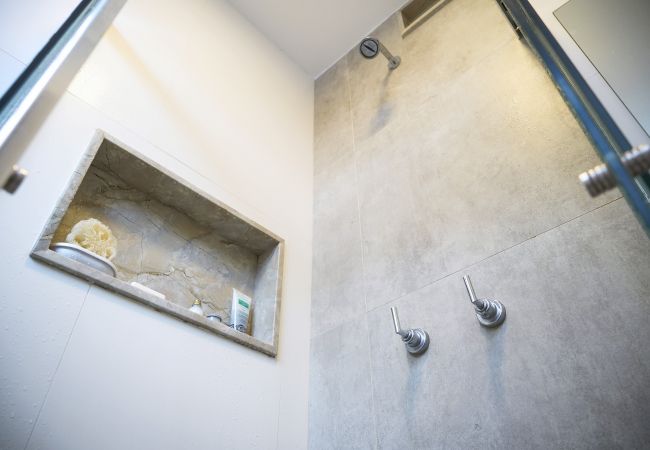 Apartamento en Rio de Janeiro - SCL206| Dormitorio y salón modernos en Botafogo Apartamento en Rio de Janeiro - SCL206| Dormitorio y salón modernos en Botafogo