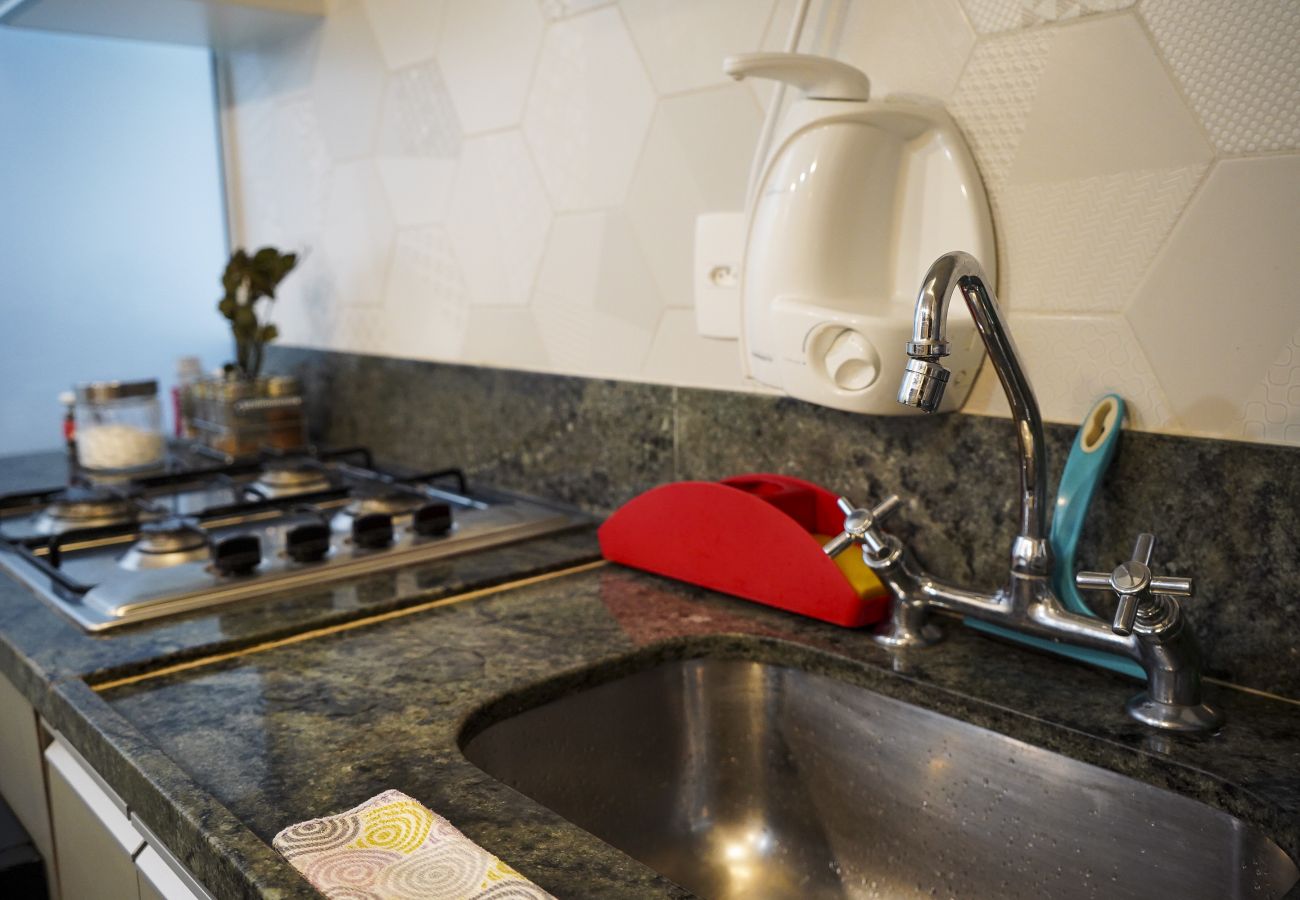 Apartamento en Rio de Janeiro - SCL206| Dormitorio y salón modernos en Botafogo Apartamento en Rio de Janeiro - SCL206| Dormitorio y salón modernos en Botafogo