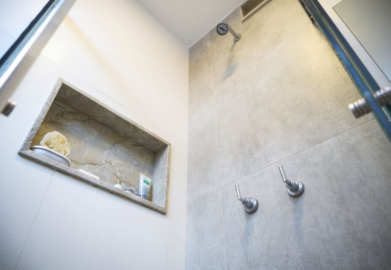 Apartamento en Rio de Janeiro - SCL206| Dormitorio y salón modernos en Botafogo Apartamento en Rio de Janeiro - SCL206| Dormitorio y salón modernos en Botafogo