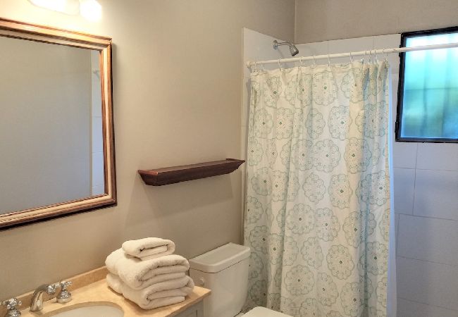 Casa en Luján de Cuyo - Lindísima Casa en La Puntilla con Pileta Casa en Luján de Cuyo - Lindísima Casa en La Puntilla con Pileta