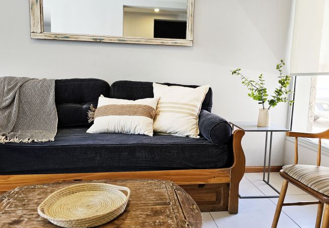 Casa en Luján de Cuyo - Moderno y amplio en complejo privado, con cochera Casa en Luján de Cuyo - Moderno y amplio en complejo privado, con cochera