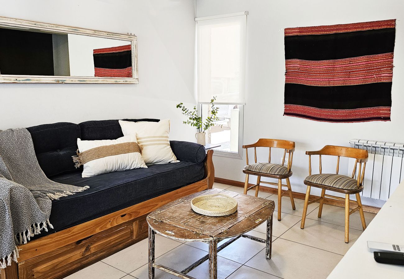 Casa en Luján de Cuyo - Moderno y amplio en complejo privado, con cochera