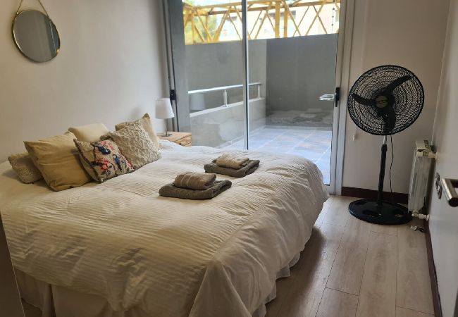 Apartamento en Mendoza -  Moderno departamento con cochera y seguridad! 4p Apartamento en Mendoza -  Moderno departamento con cochera y seguridad! 4p